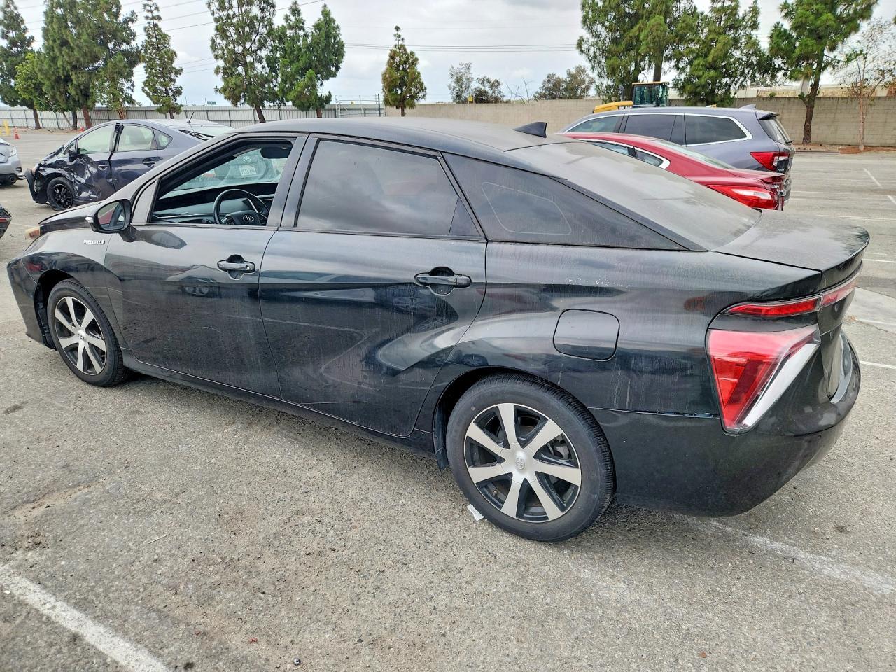 2018 Toyota Mirai Base - Фото 2