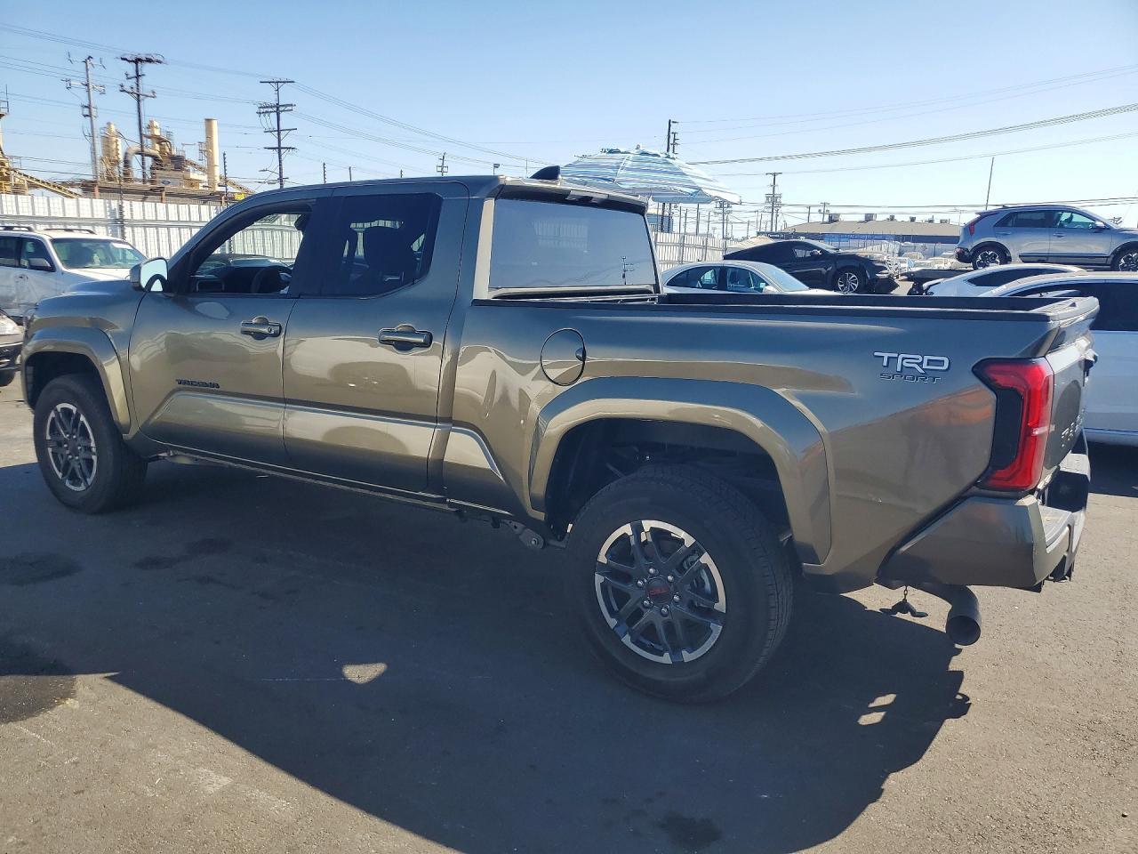 2025 Toyota Tacoma Trd Sport - Image 2