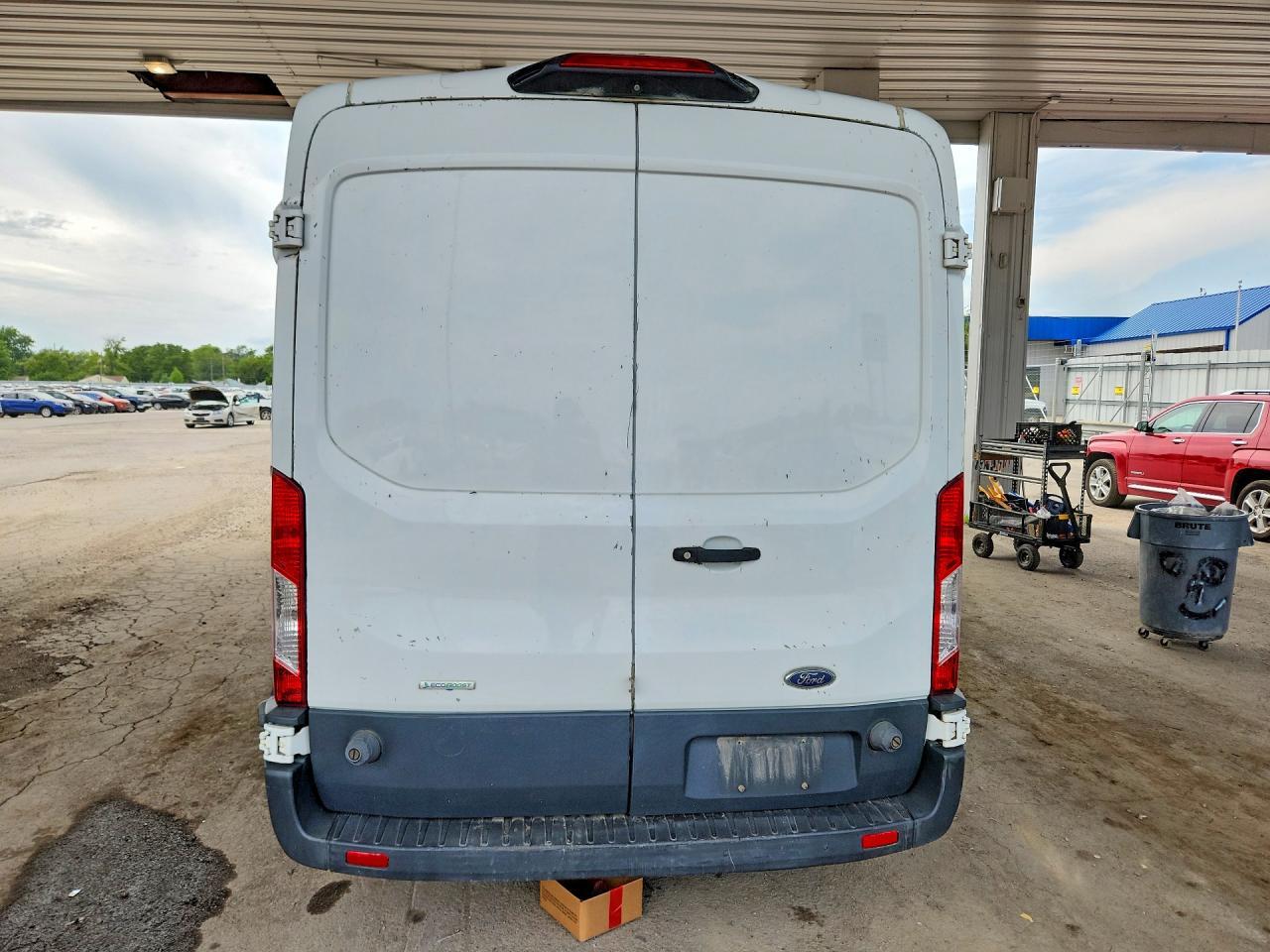 2018 Ford Transit 250 Delivery Van - Image 6