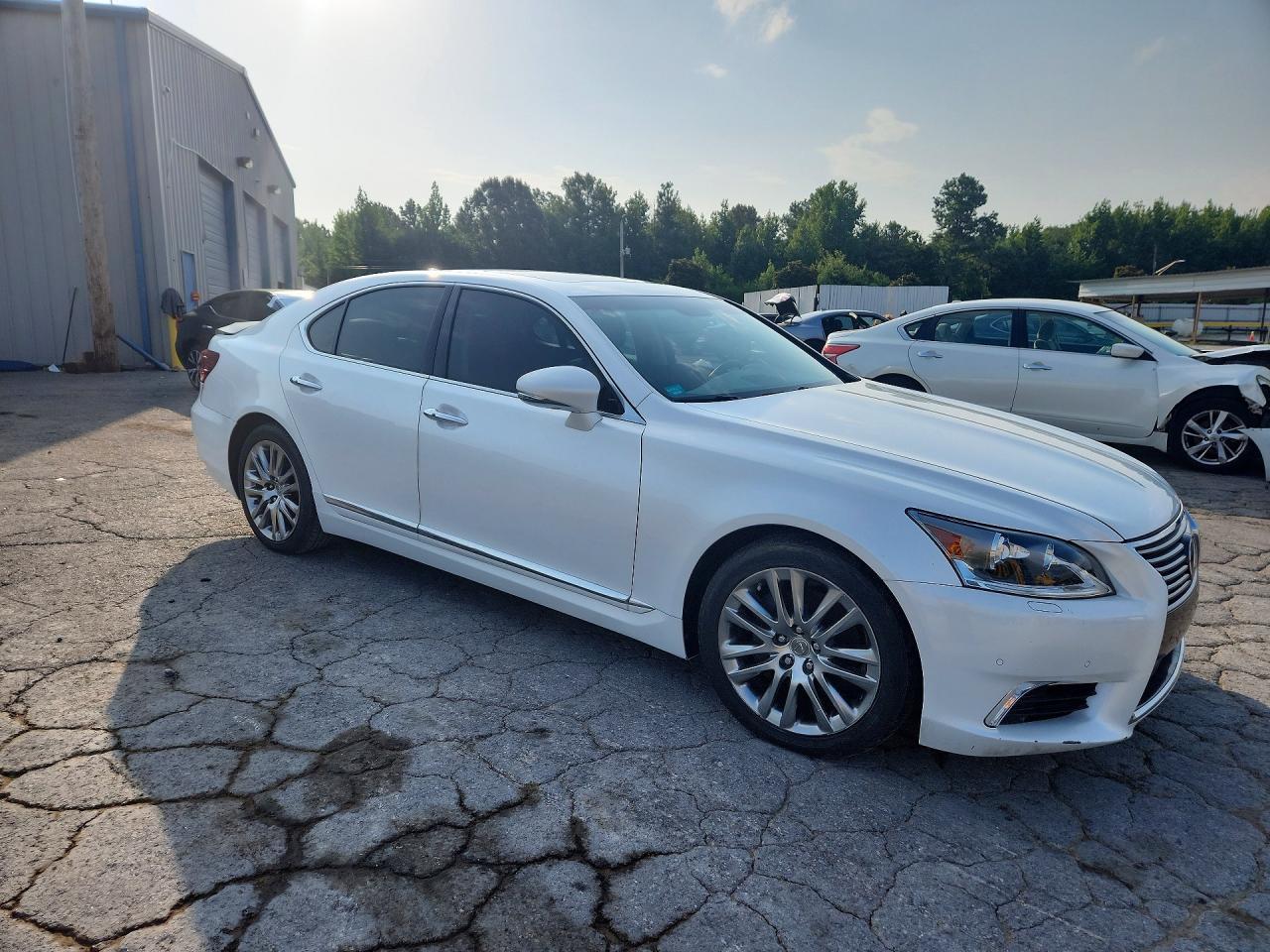 2016 Lexus Ls 460 - Image 4