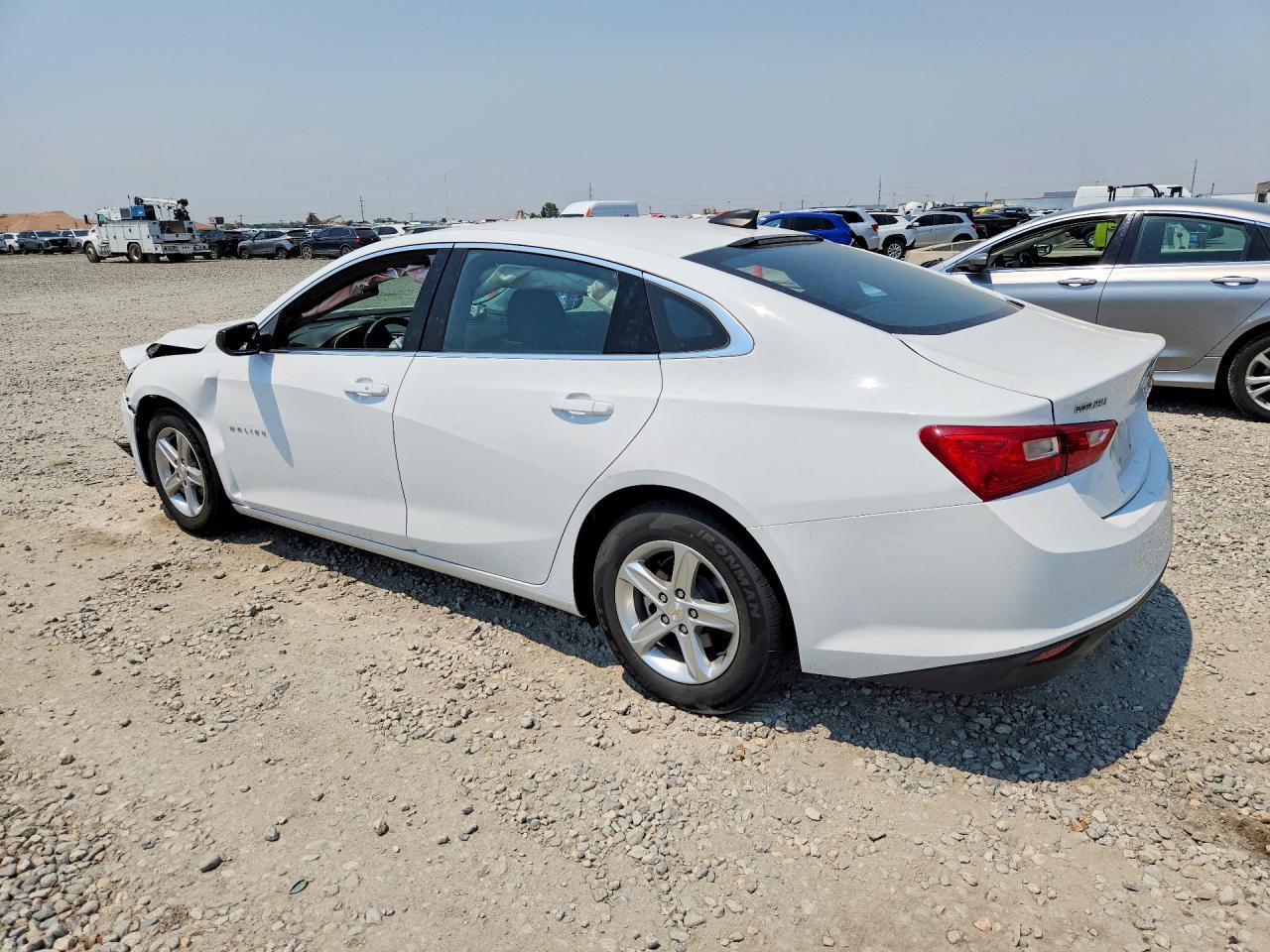 2024 Chevrolet Malibu Ls - Image 2