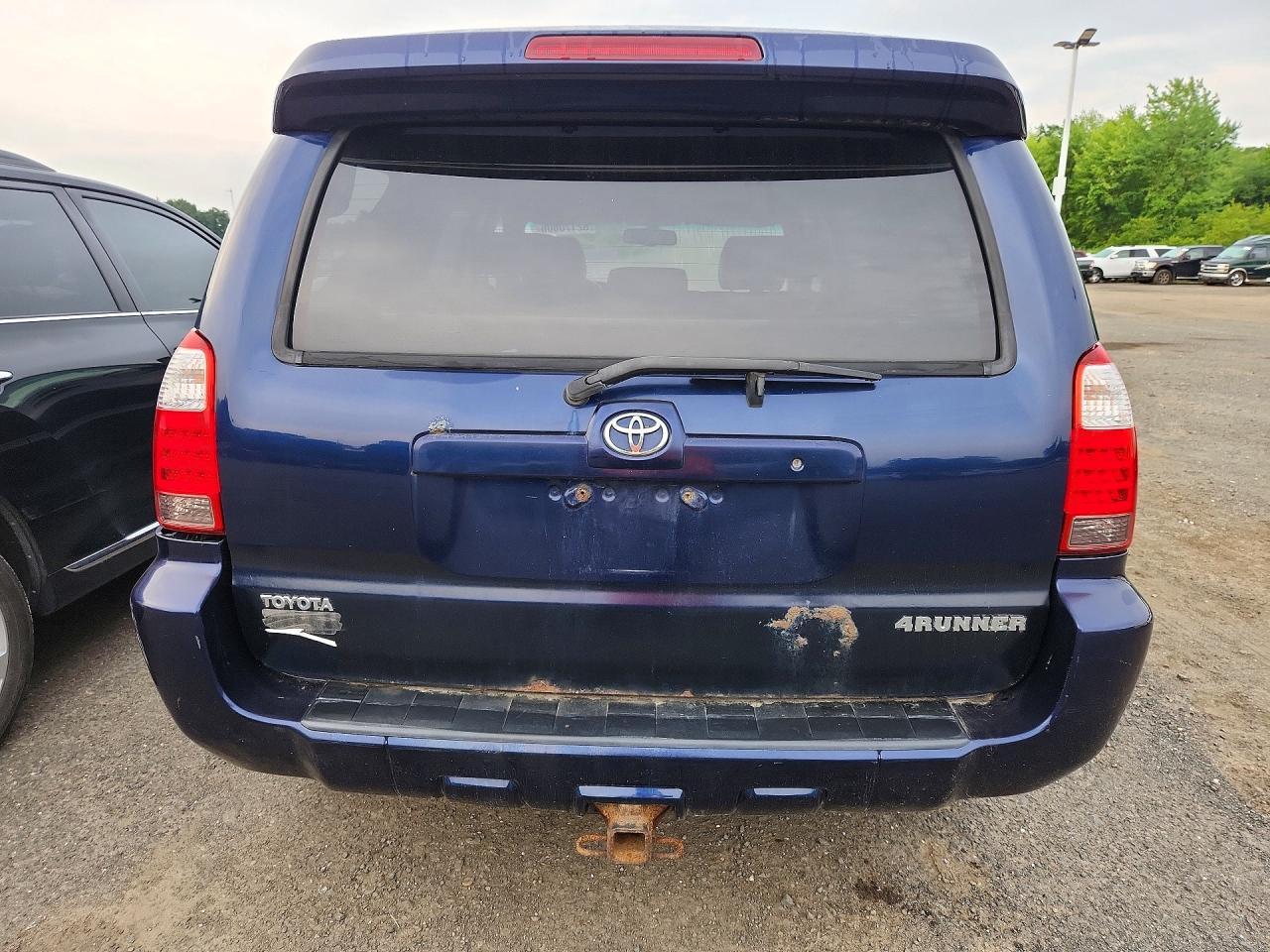2007 Toyota 4Runner Limited - Image 6