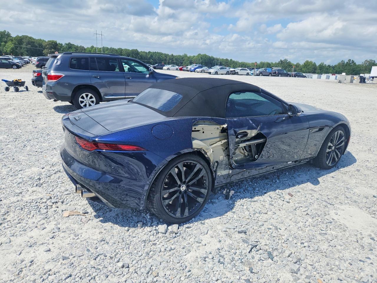 2024 Jaguar F-Type R Dynamic - Фото 3