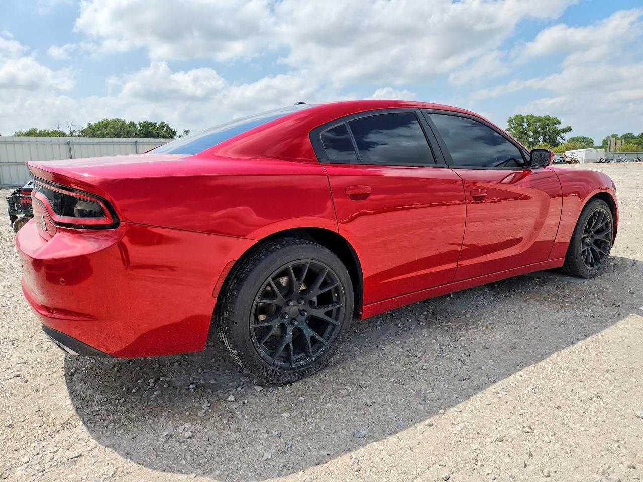 2015 Dodge Charger Se - Image 3