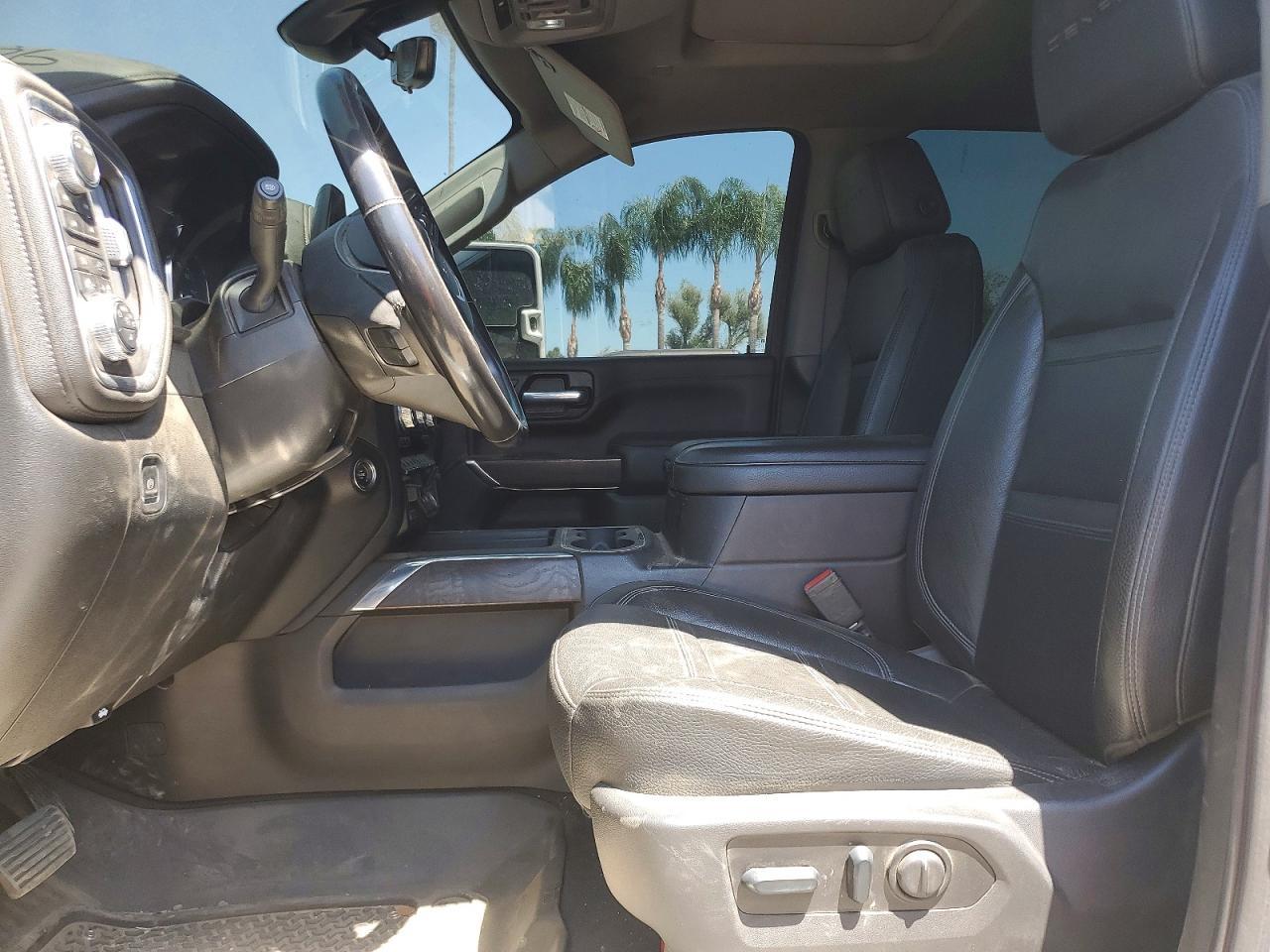 2022 GMC Sierra K2500 Denali - Image 7