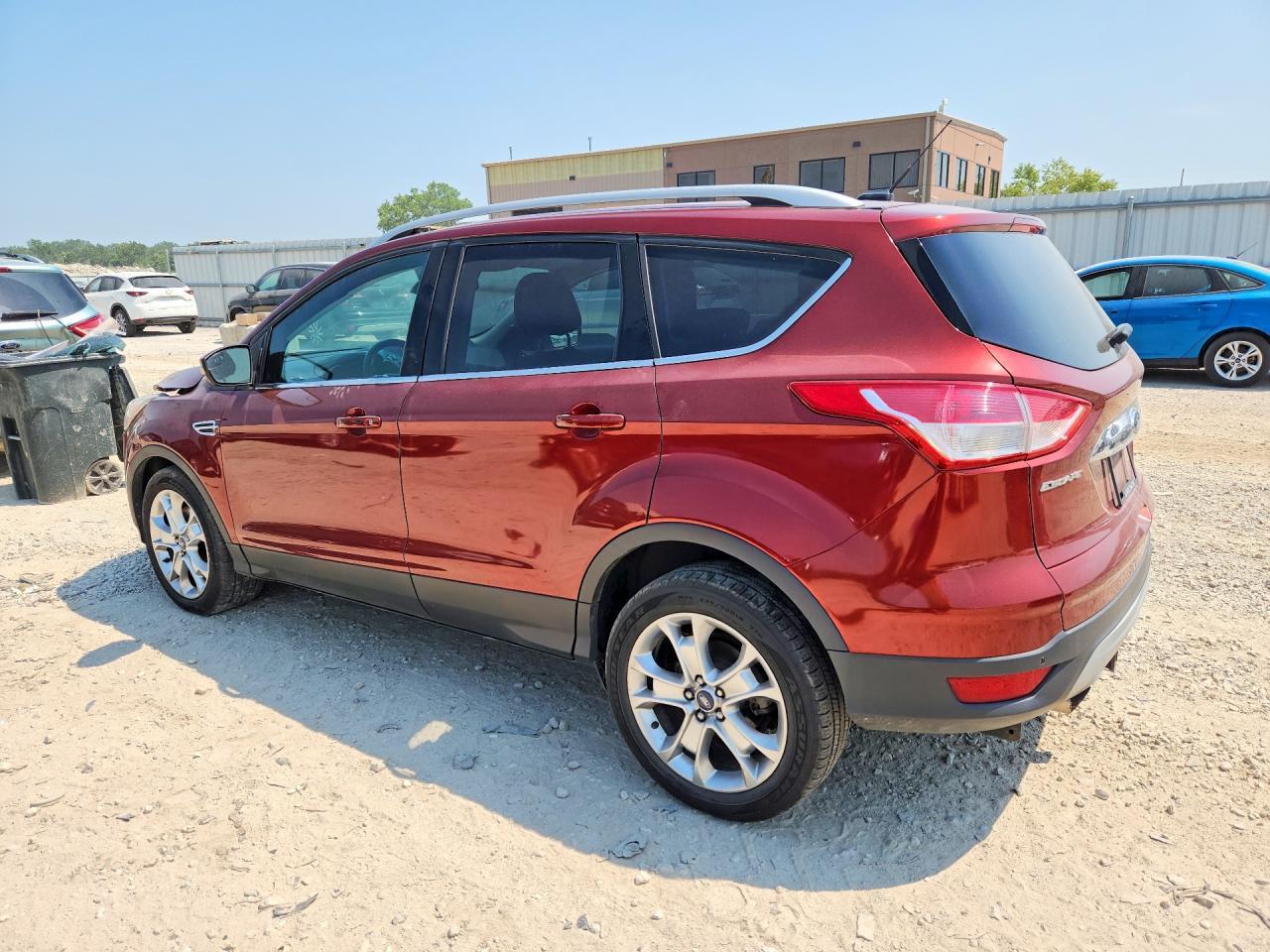 2014 Ford Escape Titanium - Image 2