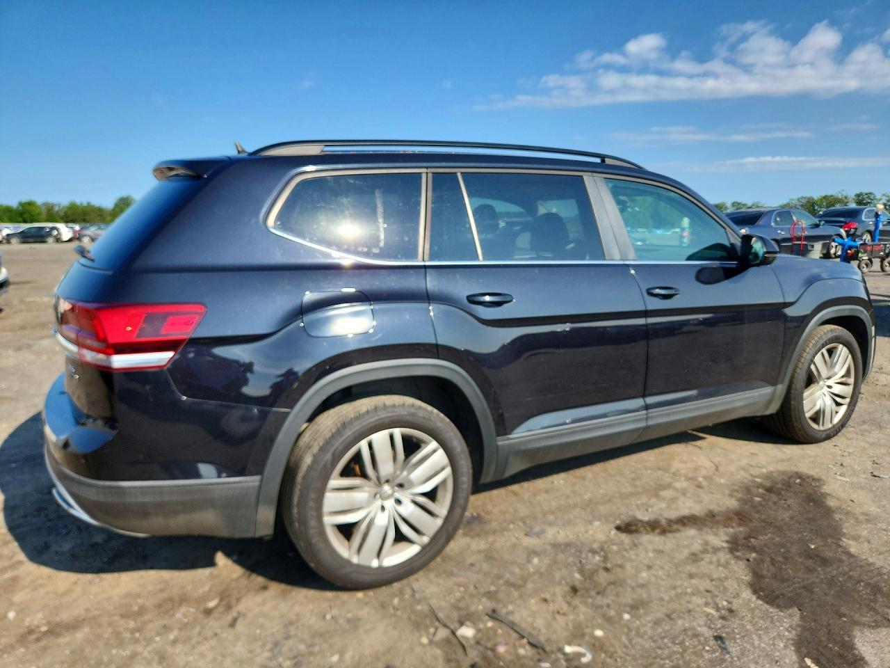 2020 Volkswagen Atlas Se - Image 3