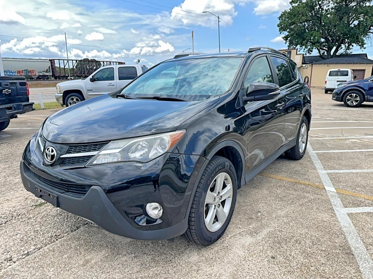 2013 Toyota Rav4 Xle - Image 2