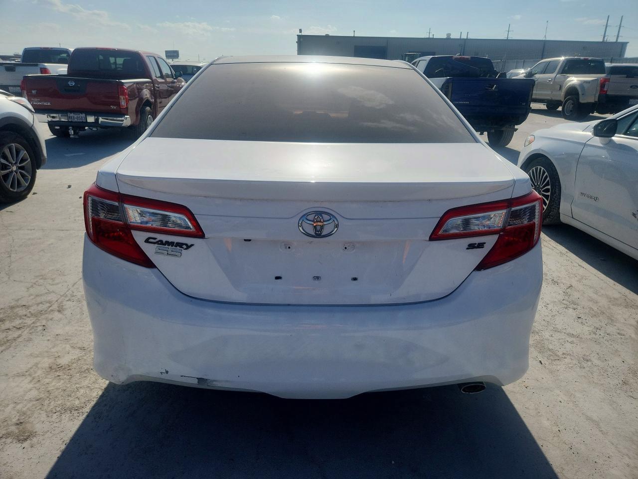2014 Toyota Camry Se - Фото 6
