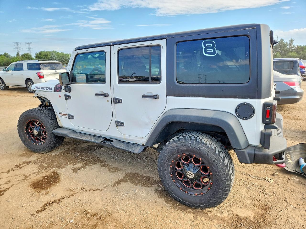 2015 Jeep Wrangler Unlimited Rubicon - Image 2