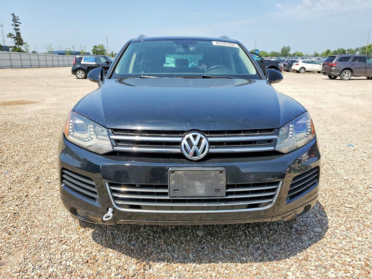 2012 Volkswagen Touareg V6 - Image 5