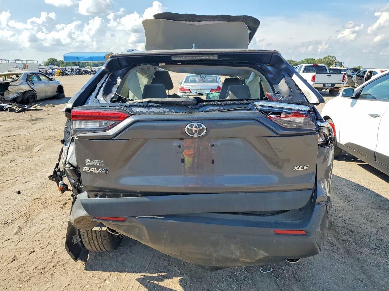 2022 Toyota Rav4 Xle Premium - Фото 6