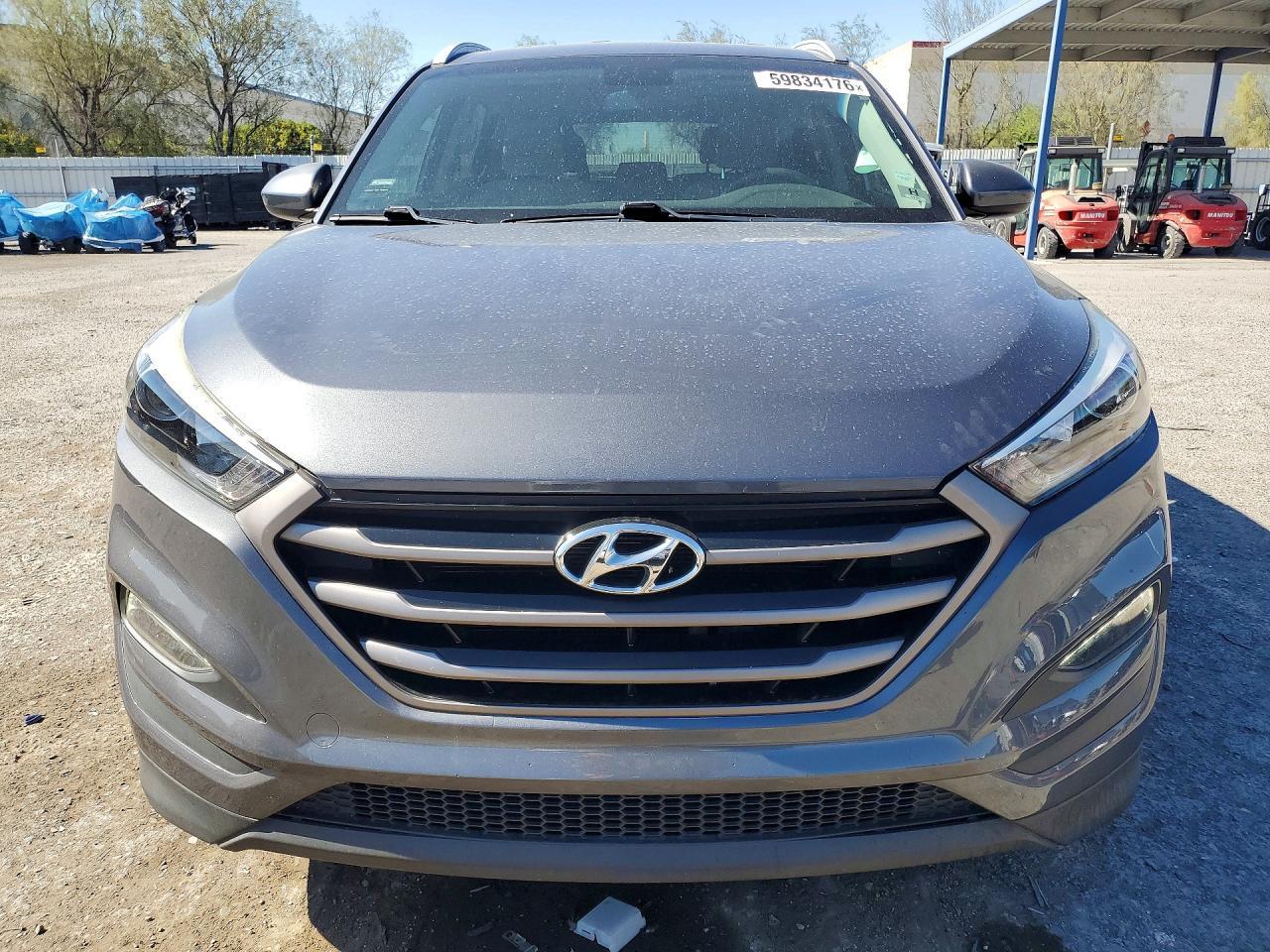 2016 Hyundai Tucson Se - Image 5