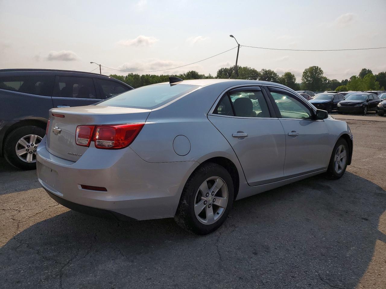 2015 Chevrolet Malibu Ls - Фото 3