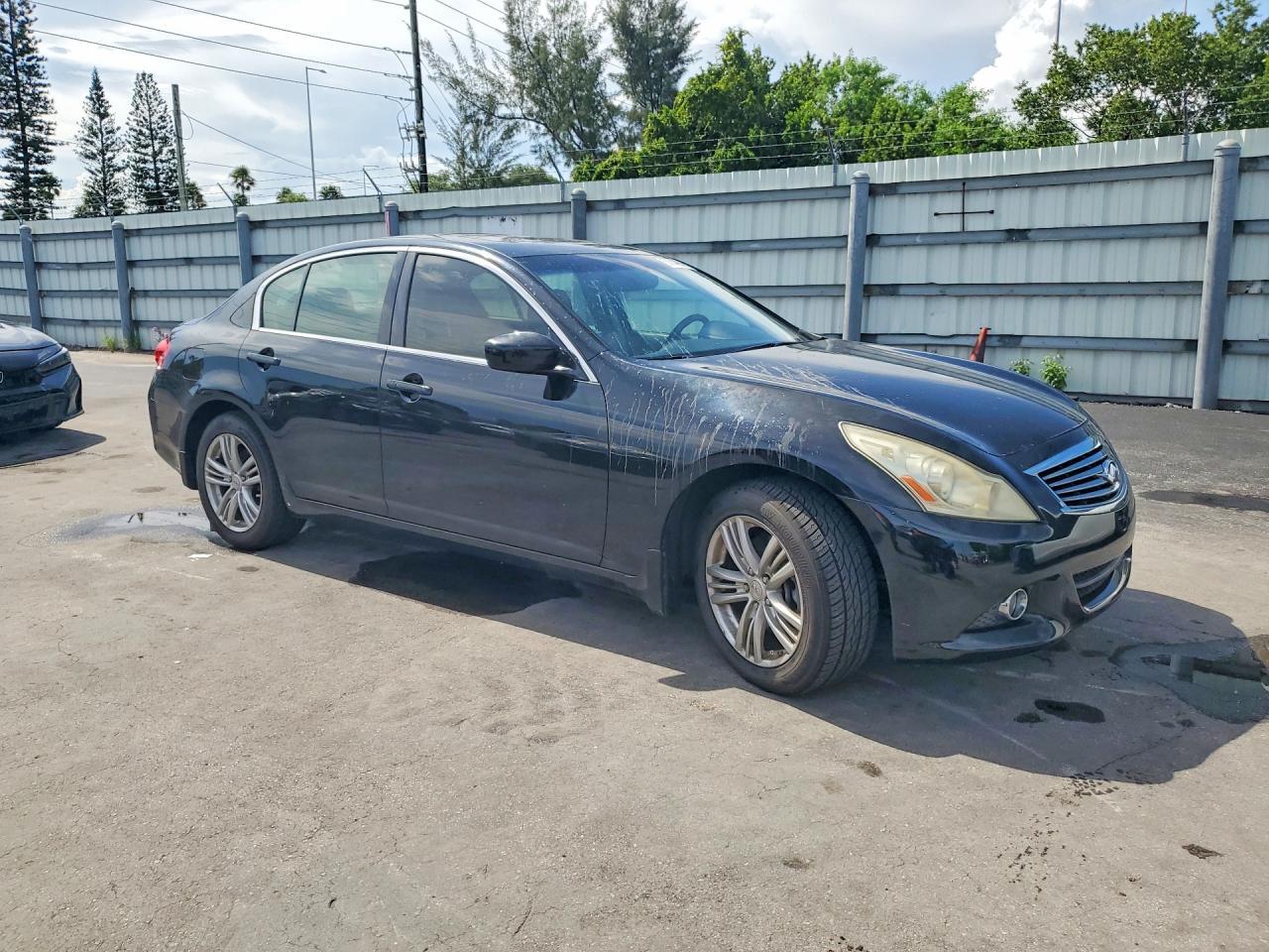 2012 Infiniti G25 Sedan X - Image 4