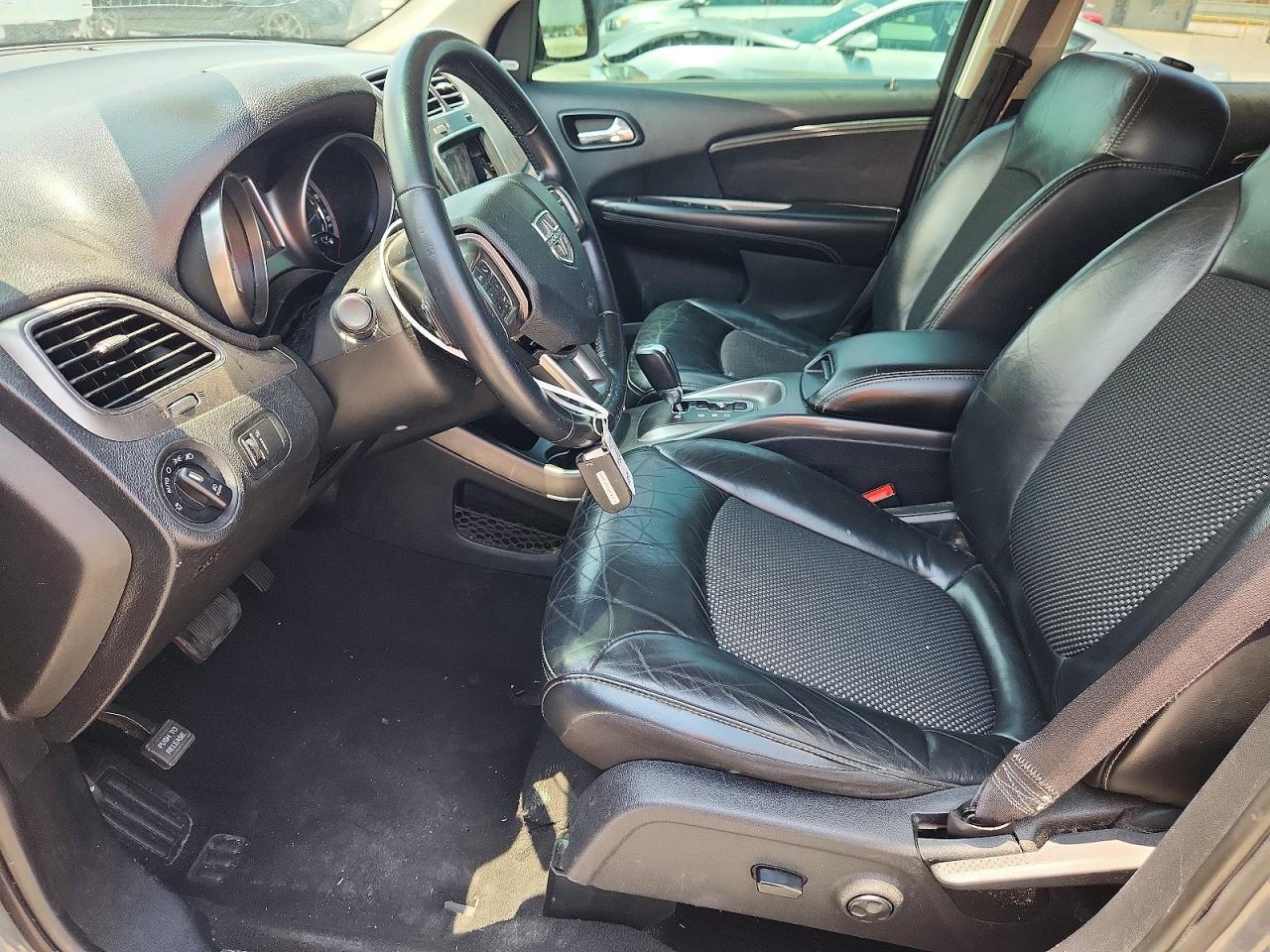 2020 Dodge Journey Crossroad - Image 7