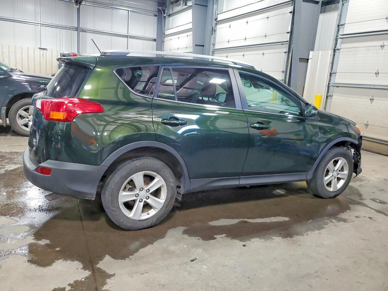 2013 Toyota Rav4 Xle - Image 3