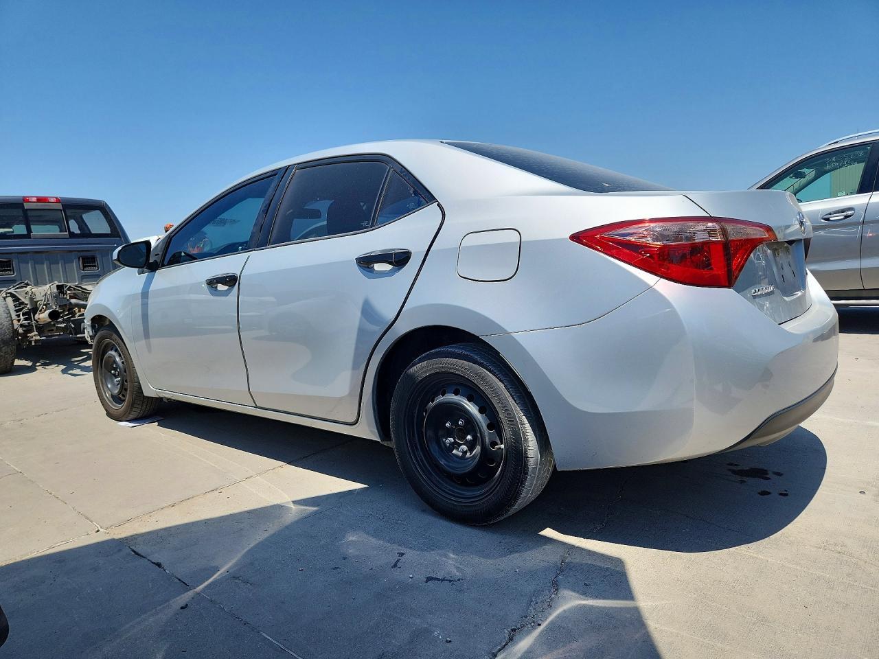 2018 Toyota Corolla Le - Image 2
