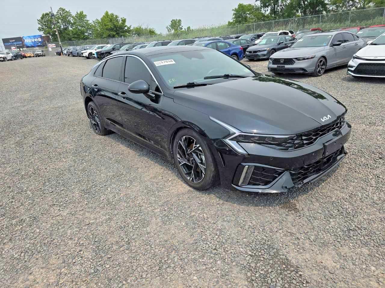 2025 Kia K5 Gt Line - Image 3