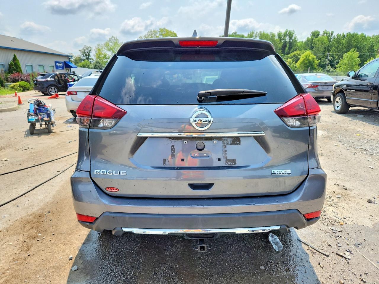 2020 Nissan Rogue S - Image 6