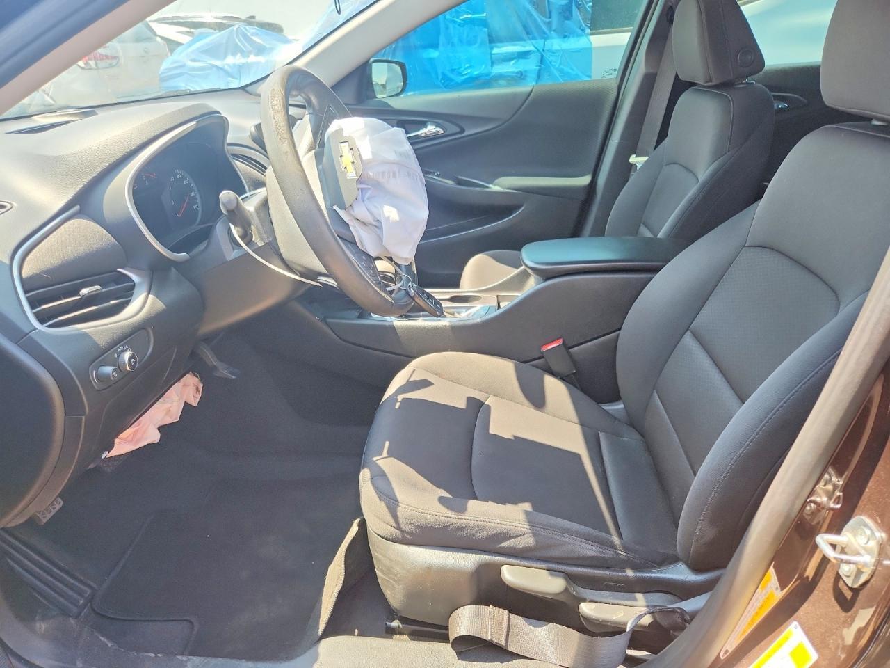 2021 Chevrolet Malibu Ls - Фото 7