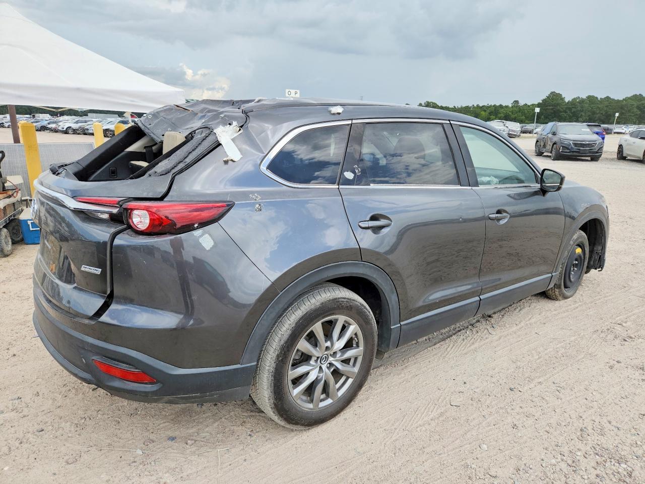 2019 Mazda Cx-9 Touring - Image 3