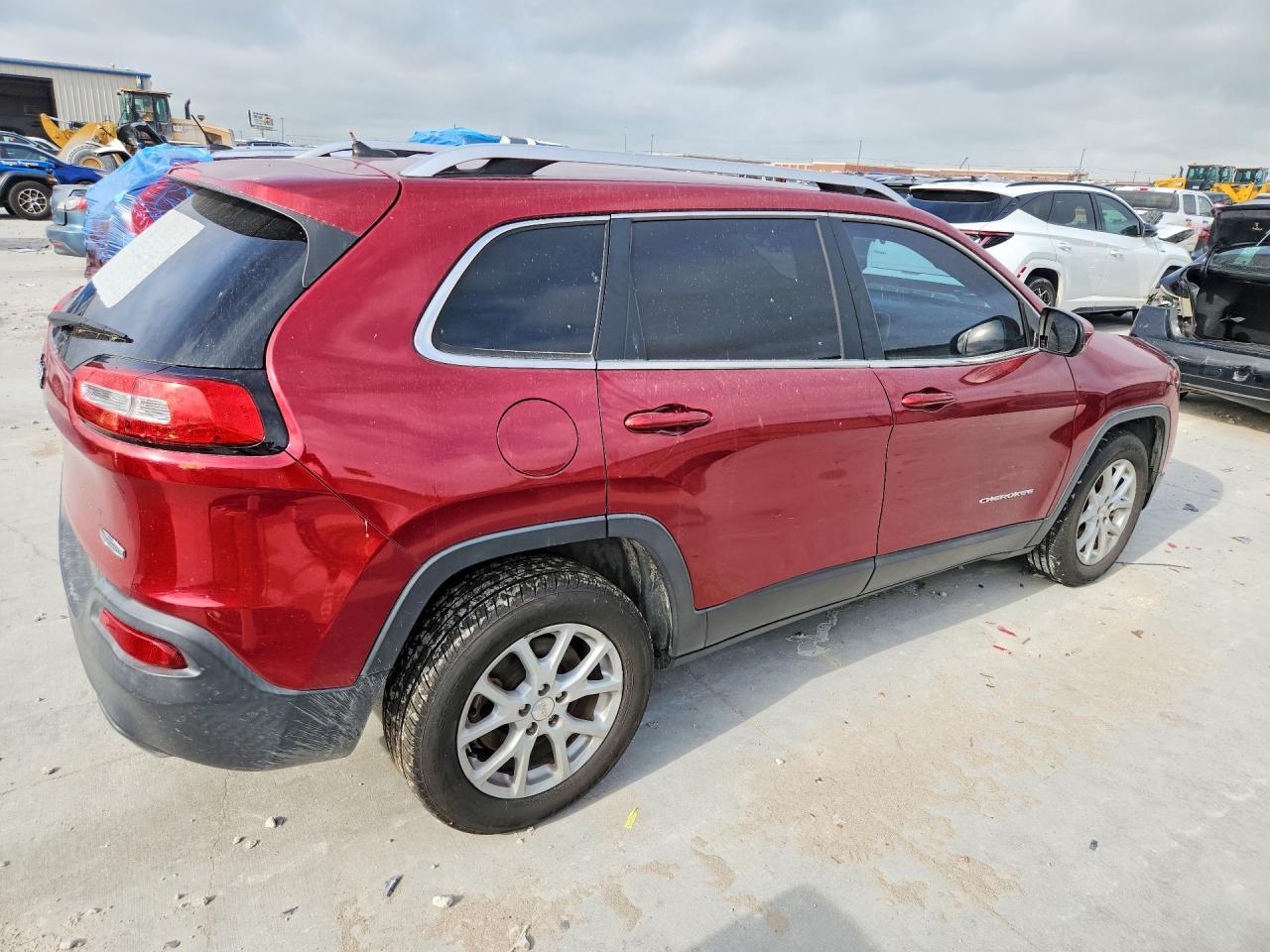 2015 Jeep Cherokee Latitude - Фото 3