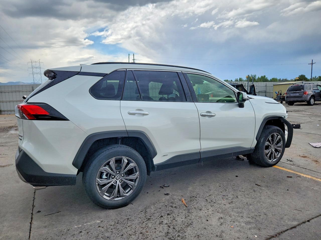 2023 Toyota Rav4 Limited - Фото 3