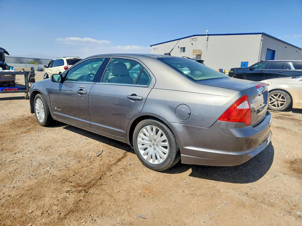 2010 Ford Fusion Hybrid - Image 2