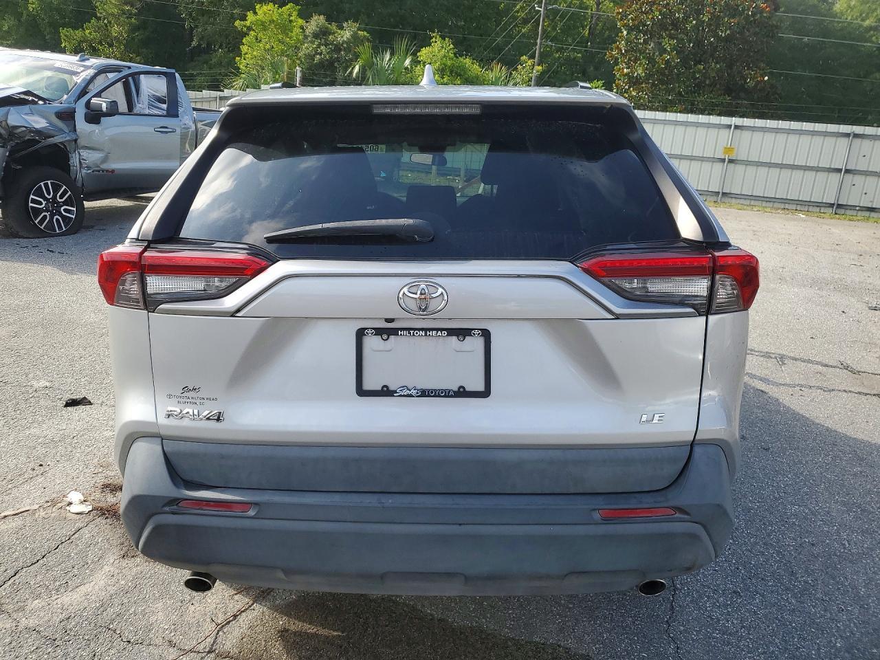2019 Toyota Rav4 Le - Image 6