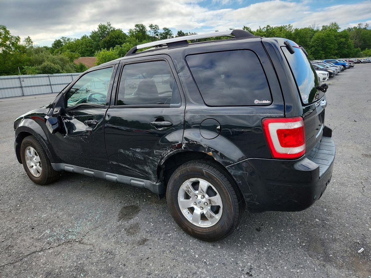2011 Ford Escape Limited - Фото 2