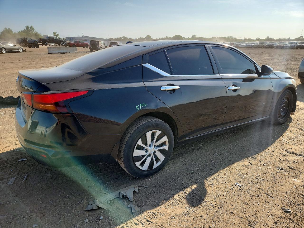 2020 Nissan Altima S - Фото 3