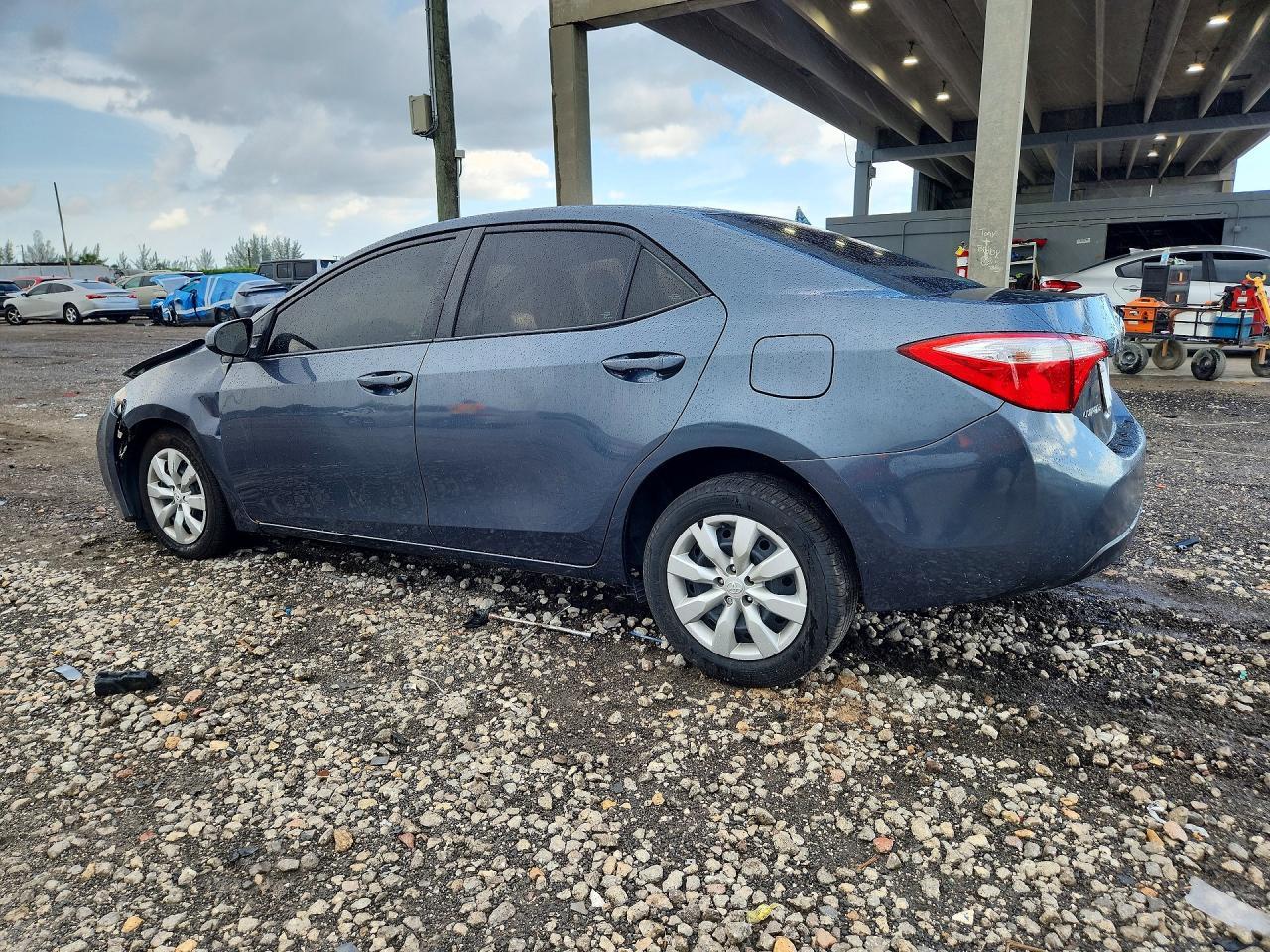 2016 Toyota Corolla Le - Image 2