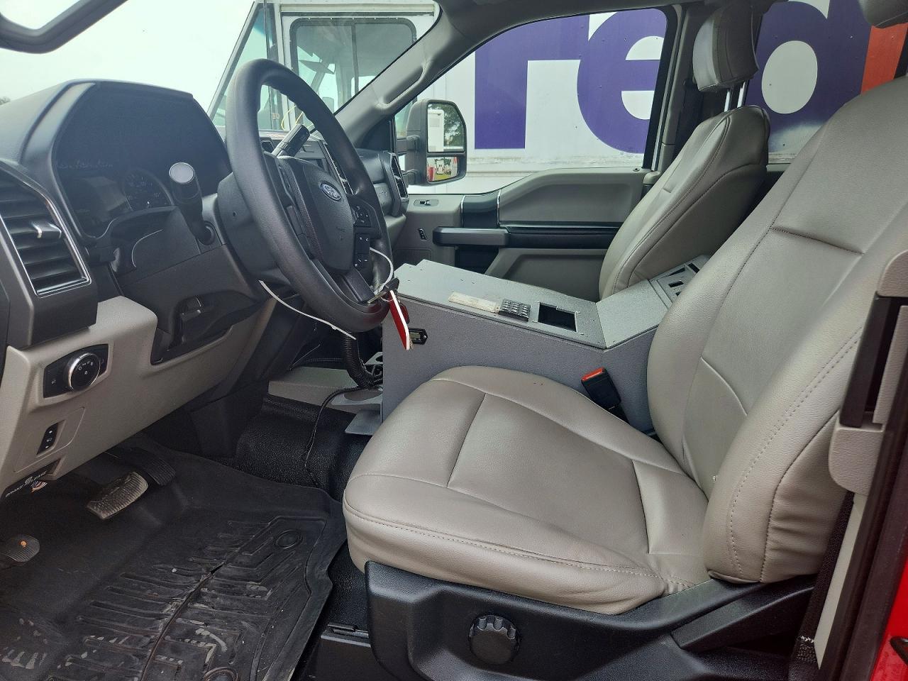 2021 Ford F550 Super Duty - Фото 7