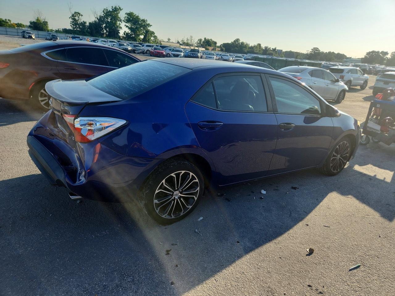 2016 Toyota Corolla S Plus - Фото 3