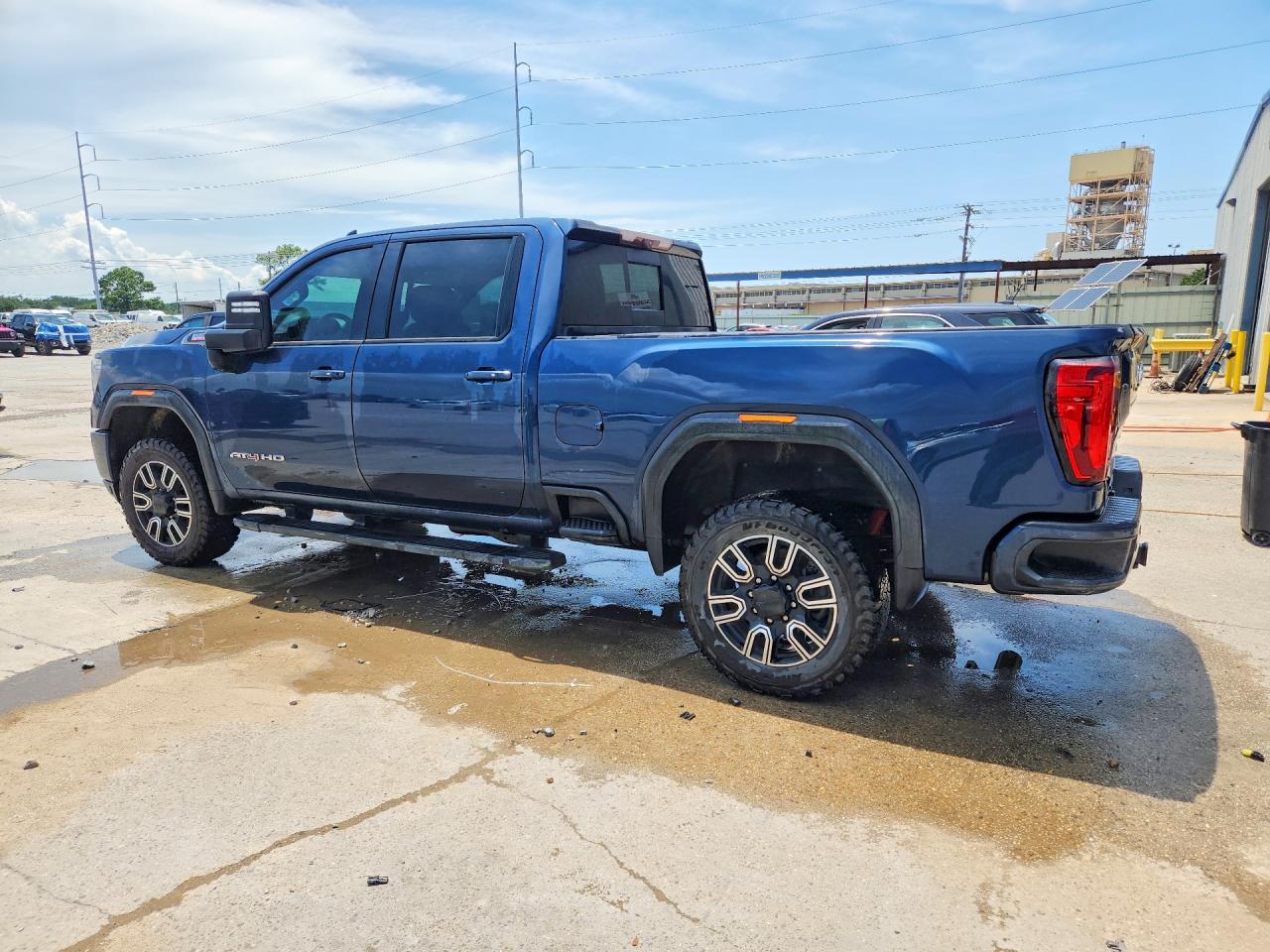 2020 GMC Sierra K2500 At4 - Image 2