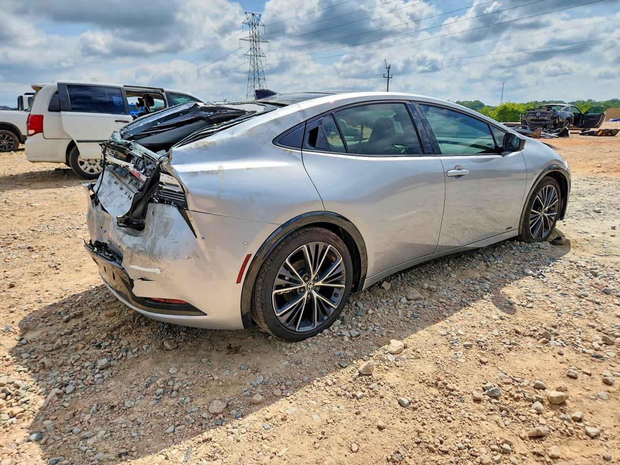 2023 Toyota Prius Limited - Фото 3