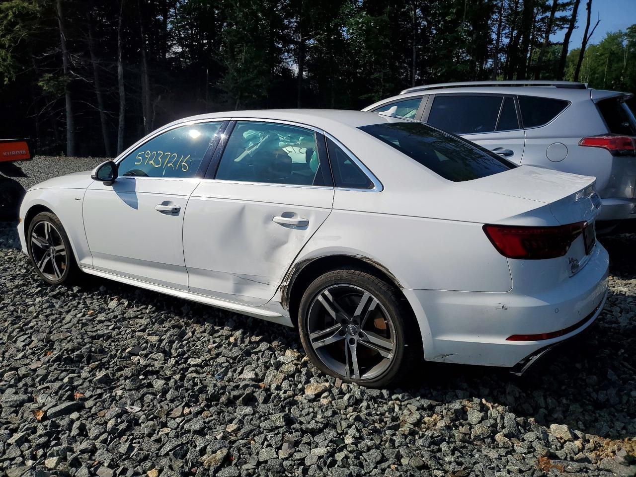 2017 Audi A4 Premium Plus - Фото 2