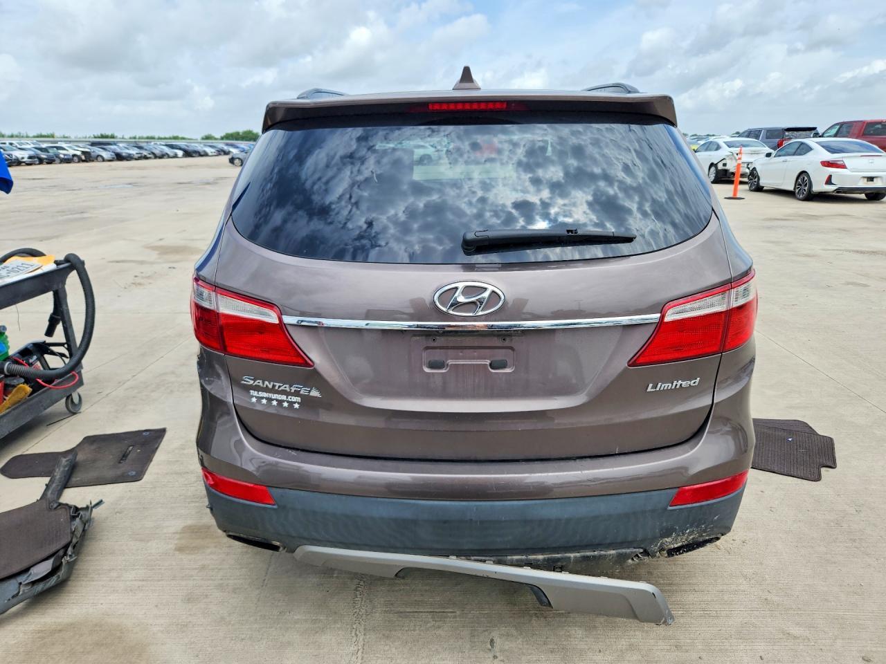 2013 Hyundai Santa Fe Limited - Image 6