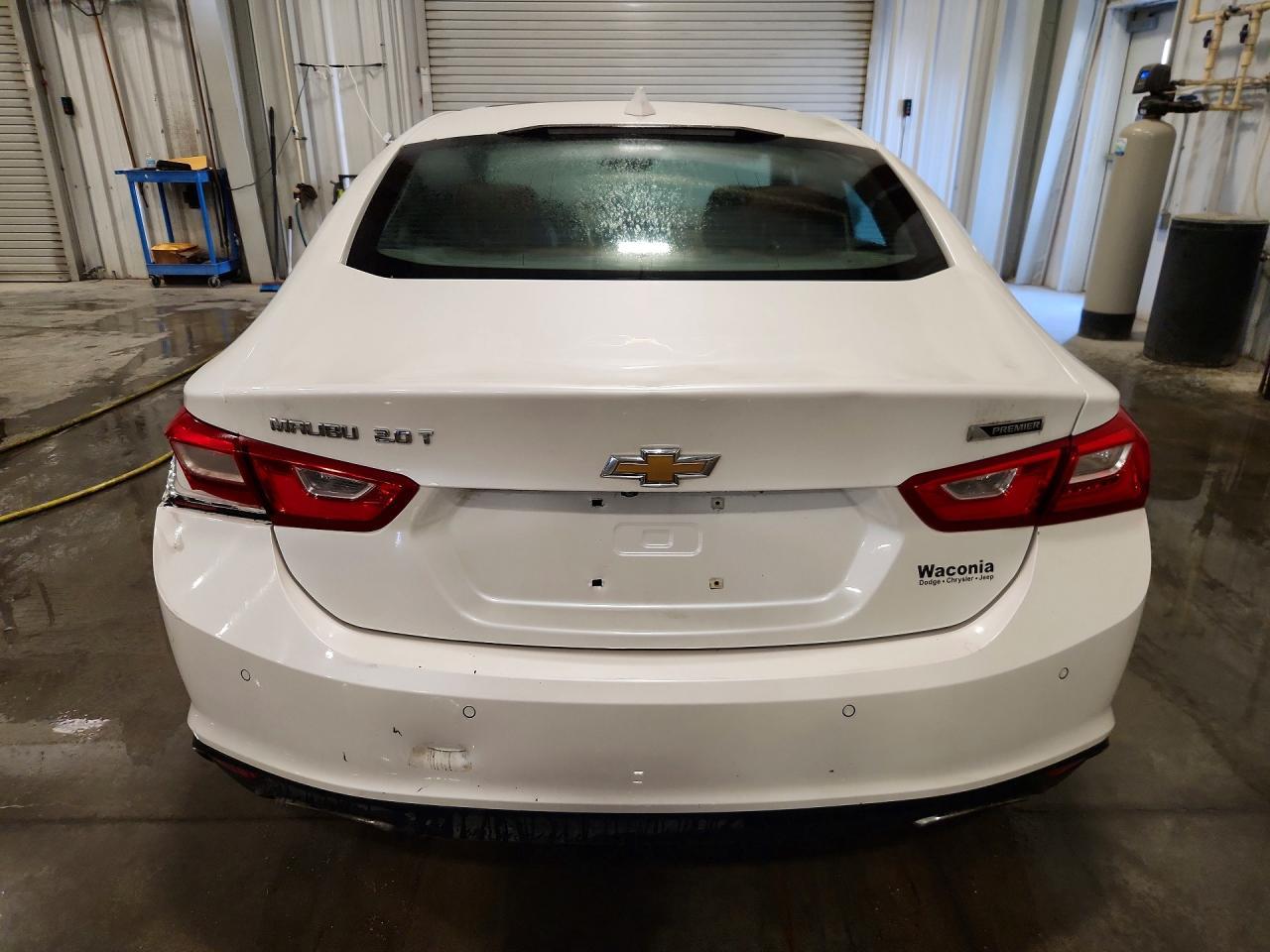 2016 Chevrolet Malibu Premier - Image 6