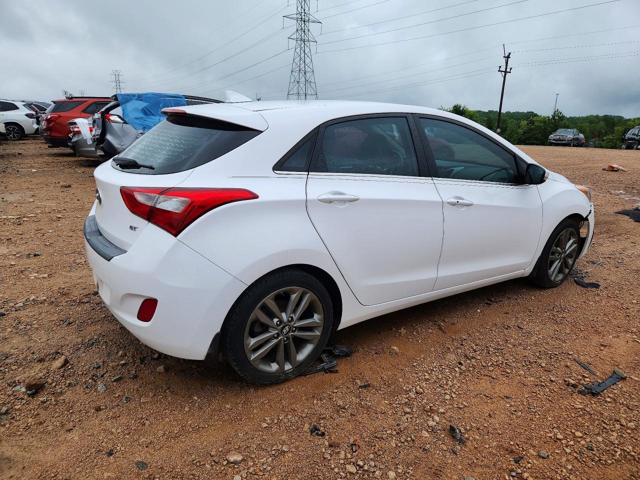 2016 Hyundai Elantra Gt Base - Фото 3