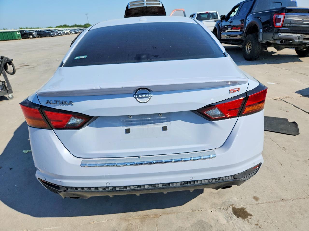 2023 Nissan Altima Sr - Фото 6