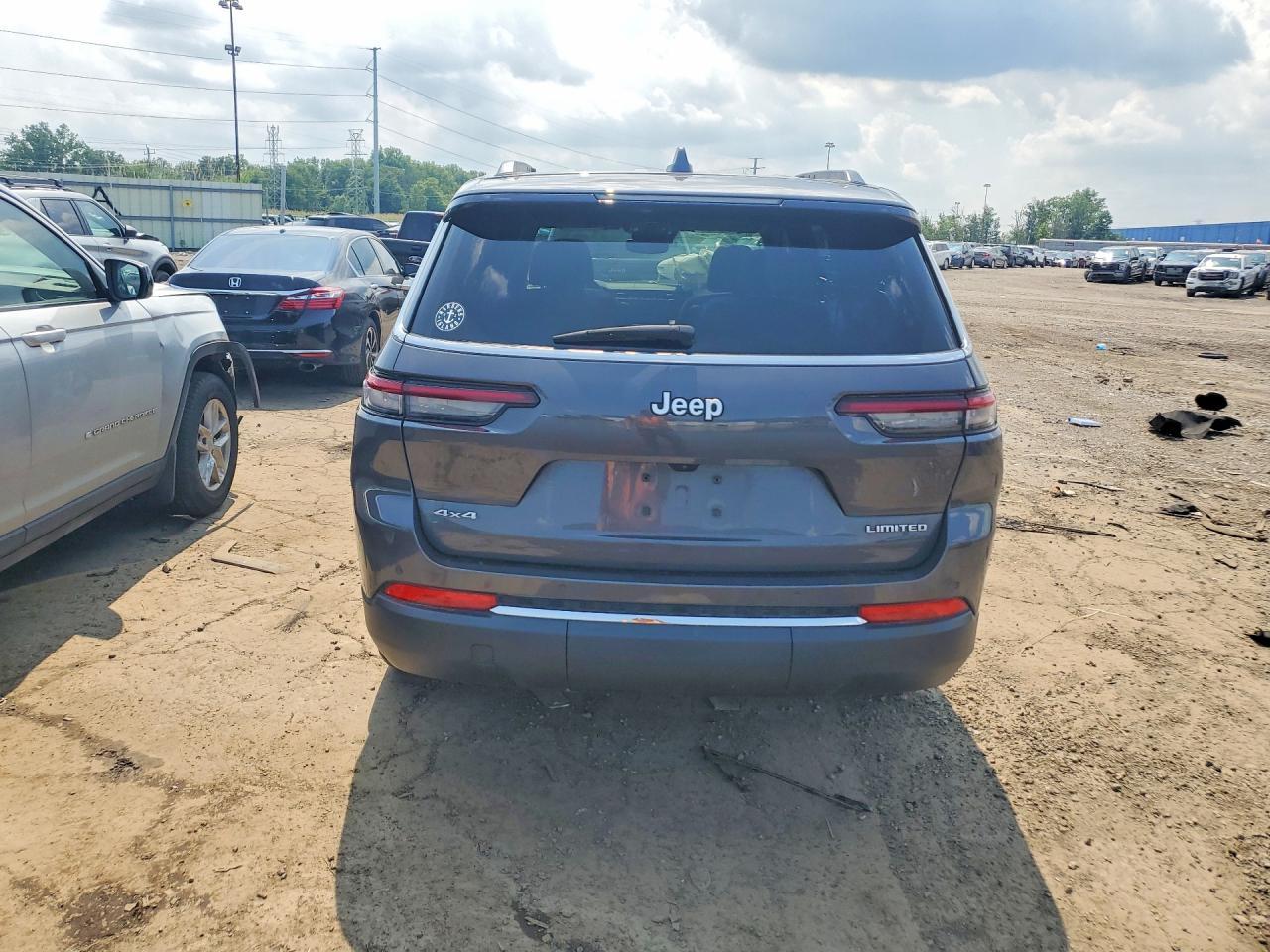 2024 Jeep Grand Cherokee L Limited - Image 6