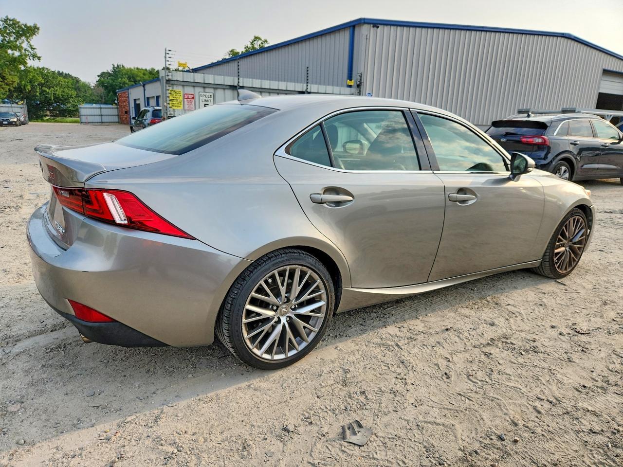2016 Lexus Is 300 - Image 3
