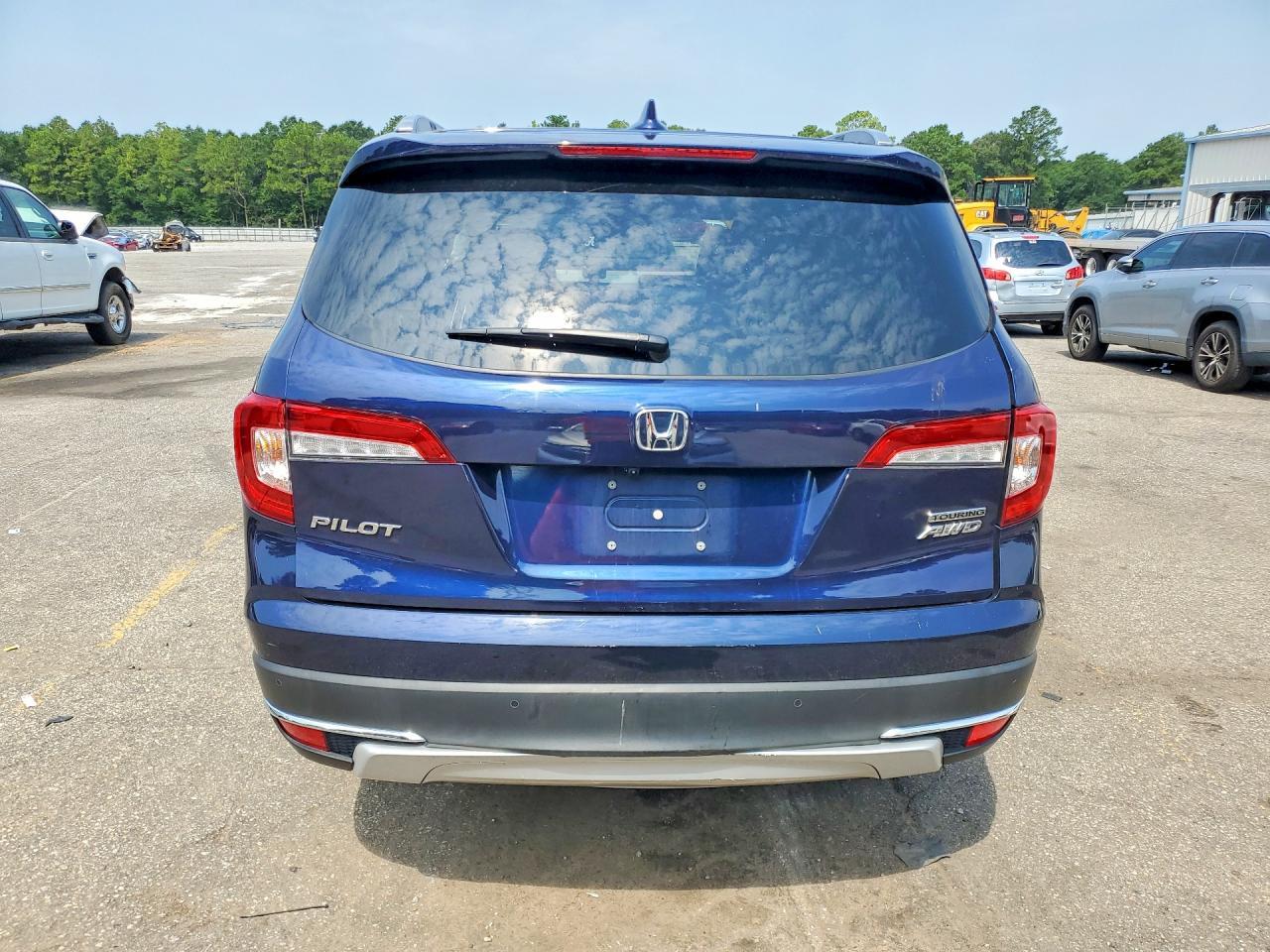 2022 Honda Pilot Touring - Фото 6