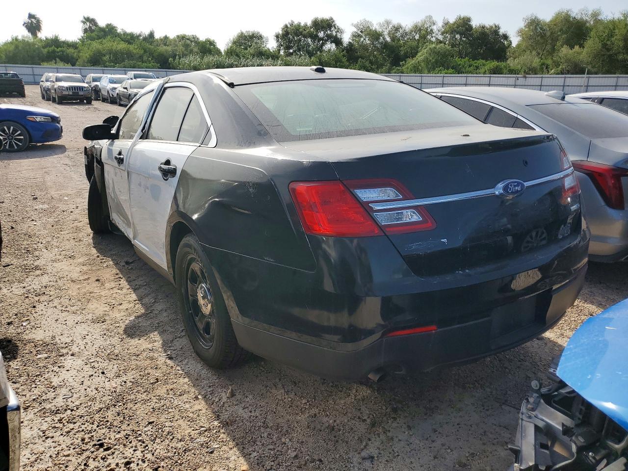 2016 Ford Taurus Police Interceptor - Image 2