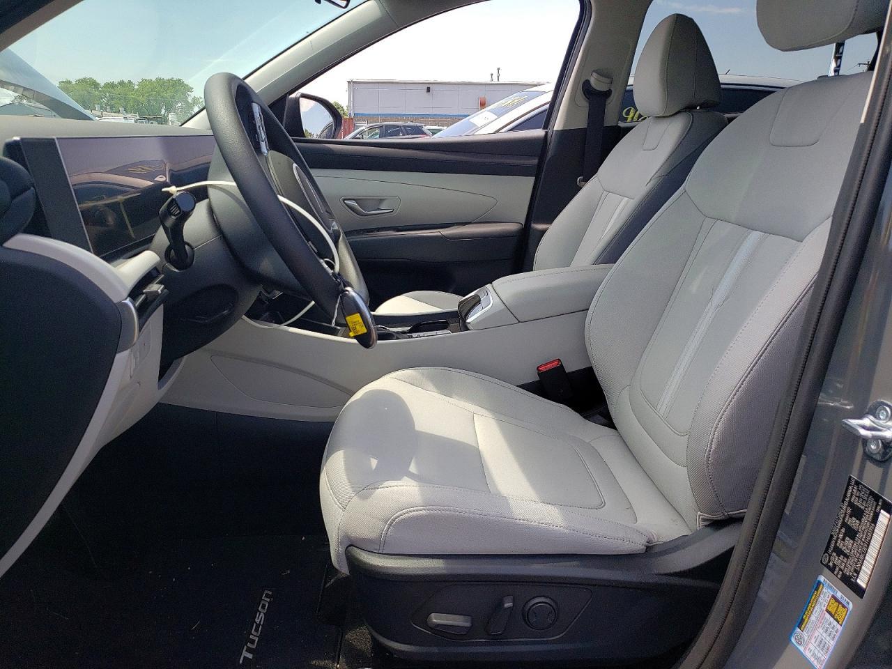 2026 Hyundai Tucson Sel - Image 7