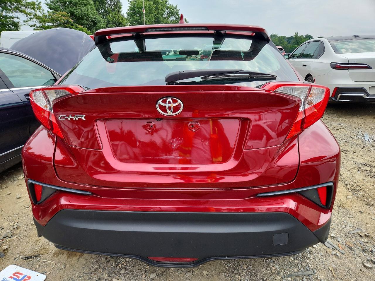 2018 Toyota C-Hr Xle Premium - Фото 6