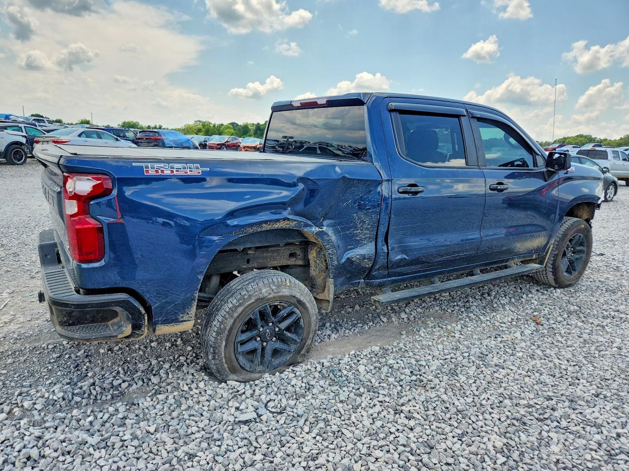 2022 Chevrolet Silverado Ltd K1500 Lt Trail Boss - Фото 3