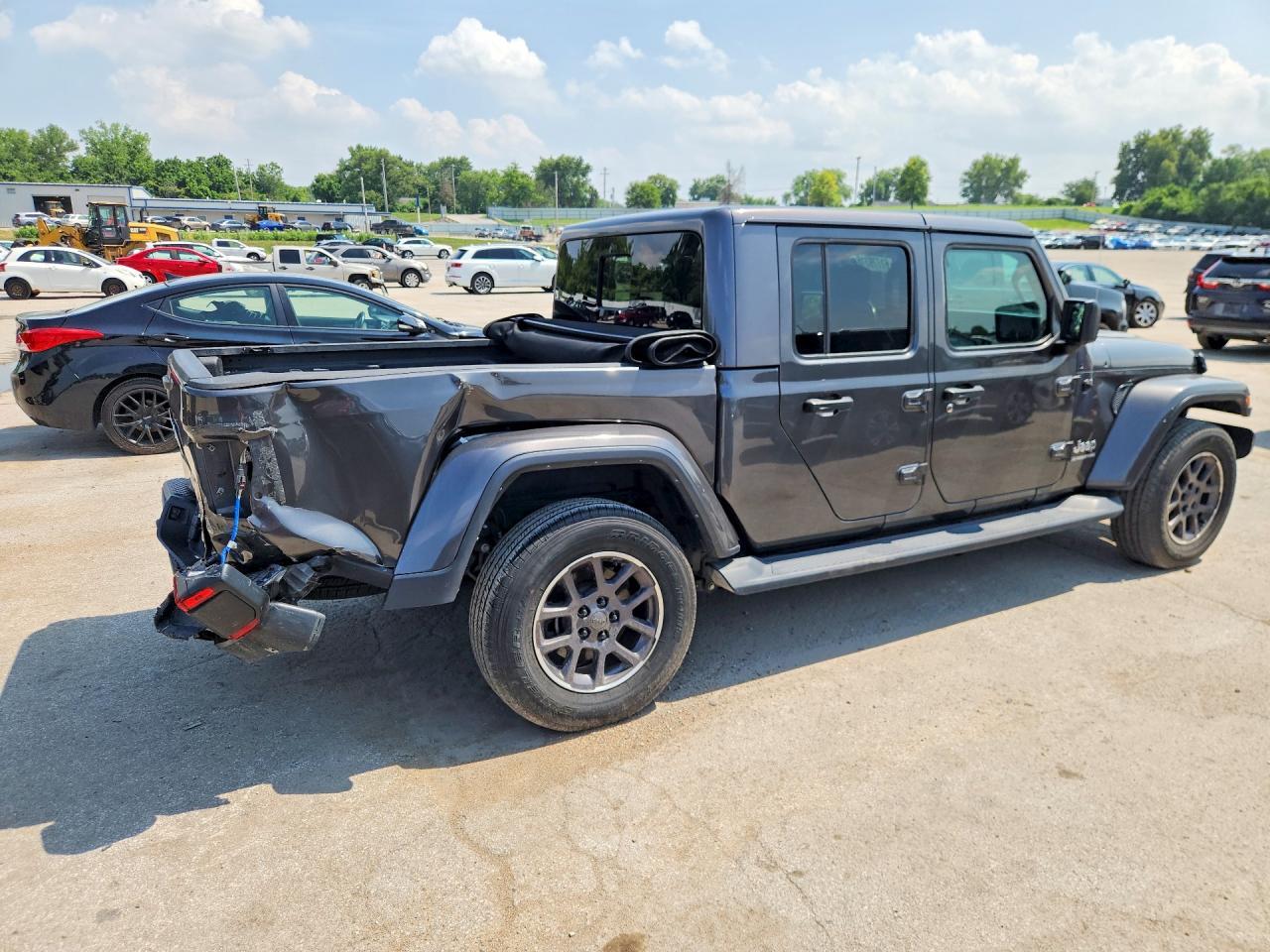 2021 Jeep Gladiator Overland - Image 3